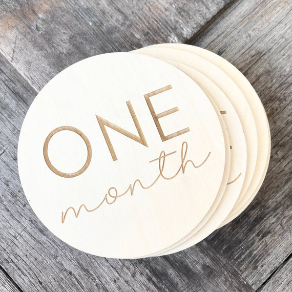Baby Monthly Milestone Rounds Design 4